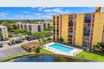 4709 NW 7th Street #109-9, Miami, FL 33126 - Photo 24