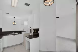 4040 NW 90th Way, Sunrise, FL 33351 - Photo 10