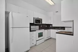 4040 NW 90th Way, Sunrise, FL 33351 - Photo 8