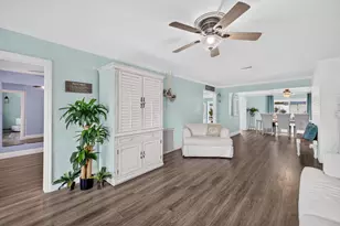 1131 NE 3rd St, Pompano Beach, FL 33060 - Photo 12