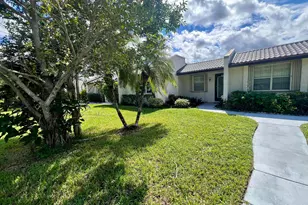 220 Lake Constance Dr, West Palm Beach, FL 33411 - Photo 4