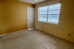 220 Lake Constance Dr, West Palm Beach, FL 33411 - Photo 32
