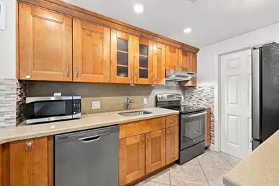 1021 Hillsboro Mile #103, Hillsboro Beach, FL 33062 - Photo 4