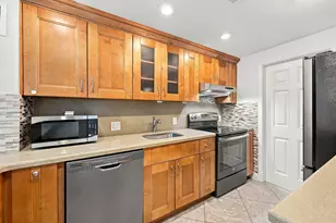 1021 Hillsboro Mile, Hillsboro Beach, FL 33062 - Photo 4