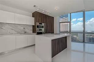 851 NE 1st Ave, Miami, FL 33132 - Photo 2