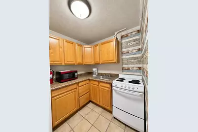 121 Cleveland Street #2, Palm Springs, FL 33461 - Photo 6