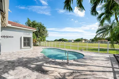 5696 Muirfield Village Circle, Lake Worth, FL 33463 - Photo 34
