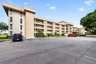 2601 S Course Dr, Pompano Beach, FL 33069 - Photo 2
