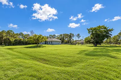 17226 79th Court N, The Acreage, FL 33470 - Photo 4