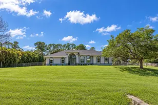 17226 79th Ct N, The Acreage, FL 33470 - Photo 2