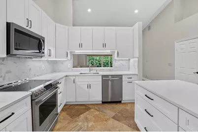 8547 Via Serena #8547, Boca Raton, FL 33433 - Photo 4