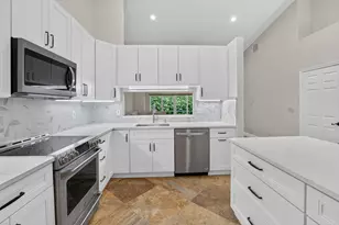 8547 Via Serena, Boca Raton, FL 33433 - Photo 4