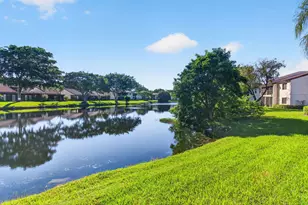 21923 Arriba Real, Boca Raton, FL 33433 - Photo 2