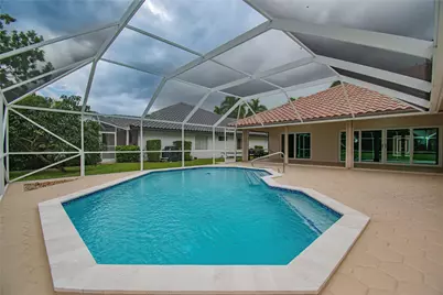 10400 Milburn Lane, Boca Raton, FL 33498 - Photo 14