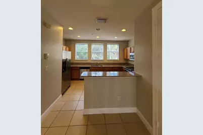 590 Amador Lane #6, West Palm Beach, FL 33401 - Photo 4
