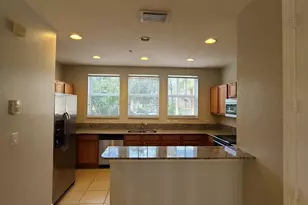 590 Amador Ln, West Palm Beach, FL 33401 - Photo 4