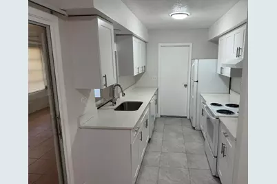 844 SE Festivo Court, Port Saint Lucie, FL 34983 - Photo 4