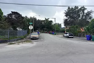 80 NE 68th St, Miami, FL 33138 - Photo 4
