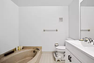 3257 Inverrary Boulevard W, Lauderhill, FL 33319 - Photo 16