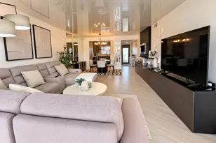 9241 Sunrise Lakes Blvd, Sunrise, FL 33322 - Photo 10