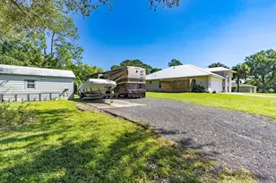 7746 101st Ct, Vero Beach, FL 32967 - Photo 14