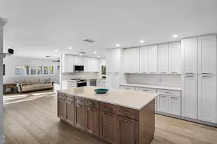 744 Peachtree Ln, Boca Raton, FL 33486 - Photo 14