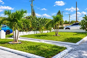 173 W 16th St, Riviera Beach, FL 33404 - Photo 2