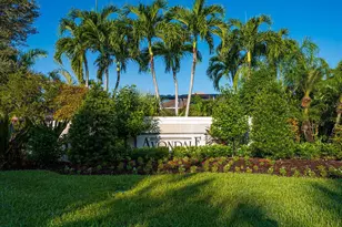 1233 Avondale Ln, West Palm Beach, FL 33409 - Photo 4