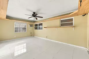 213 NE 24th Ct, Boca Raton, FL 33431 - Photo 52