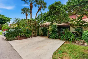 6850 Tiburon Dr, Boca Raton, FL 33433 - Photo 2