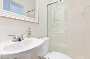 3241 NE 56th Ct, Fort Lauderdale, FL 33308 - Photo 20