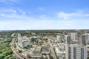 60 SW 13th St, Miami, FL 33130 - Photo 32