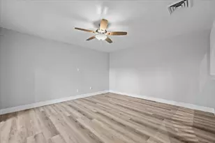 2216 White Pine Cir, Greenacres, FL 33415 - Photo 22