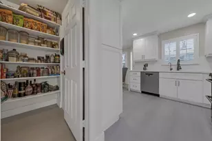 13756 NW 22nd Pl, Sunrise, FL 33323 - Photo 4
