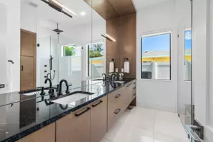 918 SW 28th Ave, Boynton Beach, FL 33435 - Photo 12