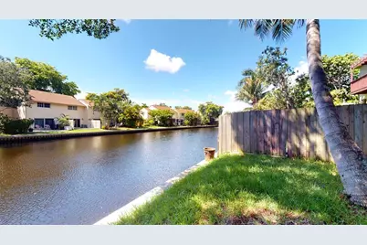 620 NE 20th Street #1, Wilton Manors, FL 33305 - Photo 4