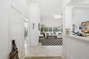 100 Hillcrest Dr, Sewalls Point, FL 34996 - Photo 6