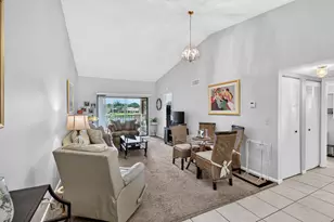 330 Palmwood Pl, Boca Raton, FL 33431 - Photo 4