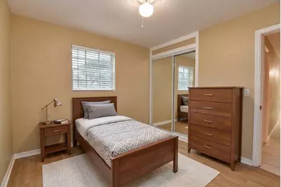 2032 Worthington Road, West Palm Beach, FL 33409 - Photo 10