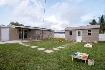 2032 Worthington Road, West Palm Beach, FL 33409 - Photo 16