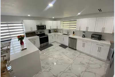 16355 Downers Drive E #2, Loxahatchee, FL 33470 - Photo 8