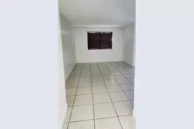 1283 SW 46th Avenue, Pompano Beach, FL 33069 - Photo 8