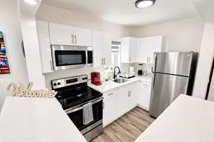 1232 SW 30th Pl, Miami, FL 33135 - Photo 4