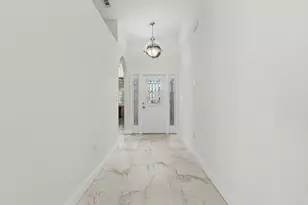 7461 NW 167th Terrace, Hialeah, FL 33015 - Photo 4
