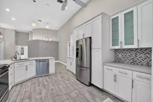 17254 Boca Club Blvd, Boca Raton, FL 33487 - Photo 12