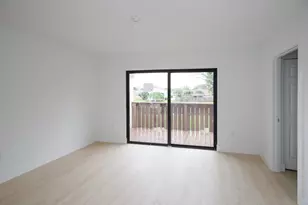 10675 NW 30th Pl, Sunrise, FL 33322 - Photo 16