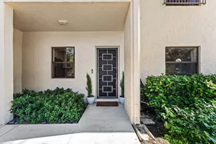 4225 Carambola Cir S, Coconut Creek, FL 33066 - Photo 4