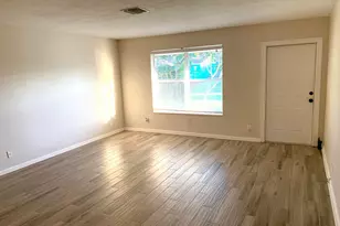 243 SW 4th St, Boca Raton, FL 33432 - Photo 4