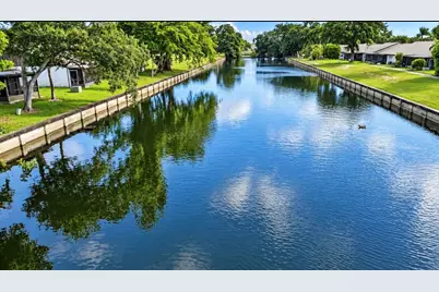 6375 Pinehurst Circle W #D38, Tamarac, FL 33321 - Photo 12