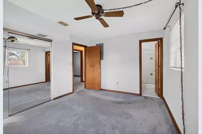 446 E Shadyside Circle, West Palm Beach, FL 33415 - Photo 18